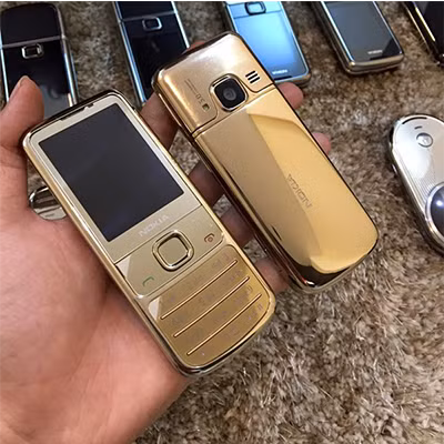 Điện thoại Nokia 6700 Gold cực đẹp.