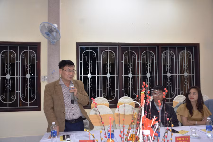 ông Huỳnh Kiên- Tổng Biên tập Báo Gia Lai phát biểu tại buổi gặp mặt. Ảnh: Vĩnh Hoàng