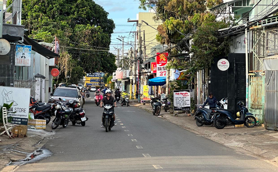TP. Pleiku có mây thay đổi đến nhiều mây, ngày nắng gián đoạn. Ảnh: GIa Bảo