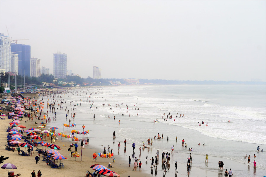 Lượng khách đến Vũng Tàu đầu năm 2023 khá thấp so với cùng kỳ năm trước. Ảnh: Thành An