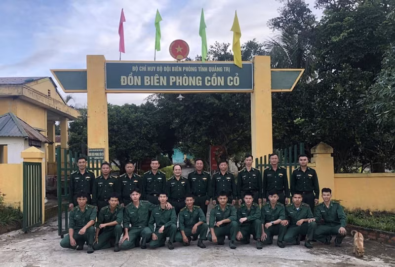 Cán bộ chiến sĩ tại Đồn Biên phòng Cồn Cỏ luôn đảm bảo cho an ninh biên giới trên hòn đảo tiền tiêu.