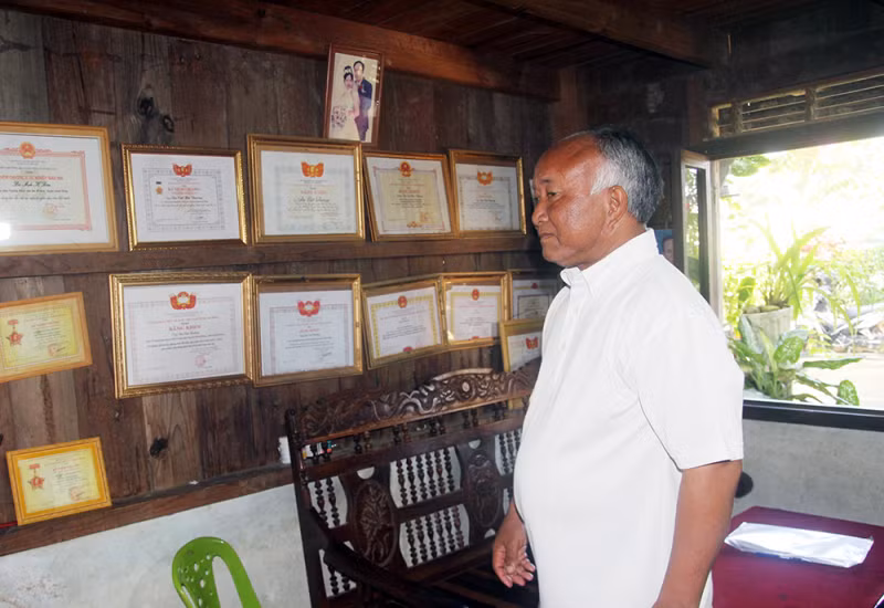 Già làng Đa Cát Hà Dương, người có nhiều đóng góp cho sự phát triển của đồng bào Mnông ở huyện Đam Rông.