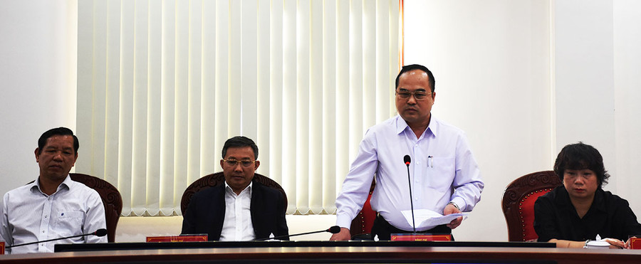 Chánh Thanh tra tỉnh Trần Hữu Đức nêu giải pháp để phòng-chống tham nhũng. Ảnh: Vĩnh Hoàng Chánh Thanh tra tỉnh Trần Hữu Đức nêu giải pháp để phòng-chống tham nhũng