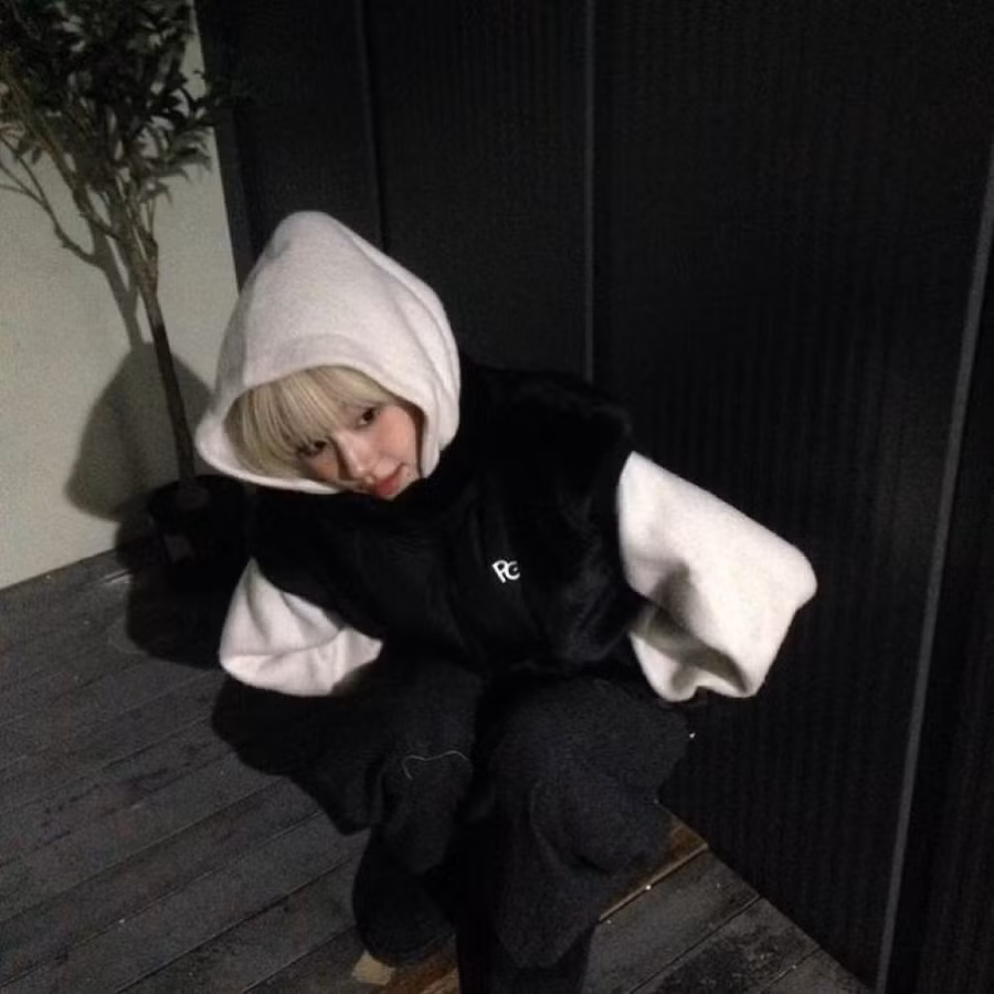 Một chiếc gile khoác ngoài cùng đủ giúp bạn thấy mùa đông không lạnh.