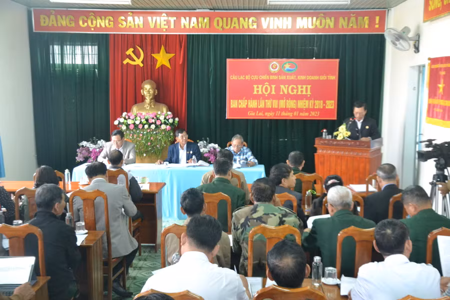 Quang cảnh Hội nghị Ban Chấp hành CLB Cựu chiến binh sản xuất kinh doanh giỏi tỉnh lần thứ 8 (mở rộng), nhiệm kỳ 2018-2023. Ảnh: Hoàng Cư