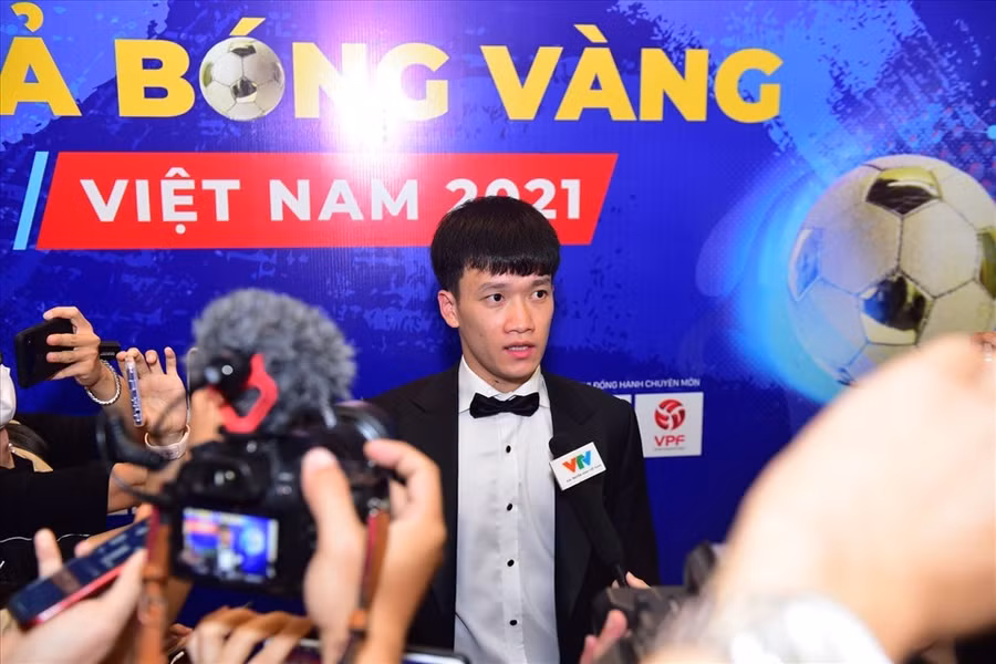 Tiền vệ Hoàng Đức của câu lạc bộ Viettel và tuyển Việt Nam được đề cử Giải Cống hiến Thể thao 2023. Ảnh: Duy Phương