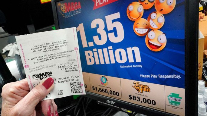 Một vé Mega Millions mua ngày 12-1. Ảnh: AP