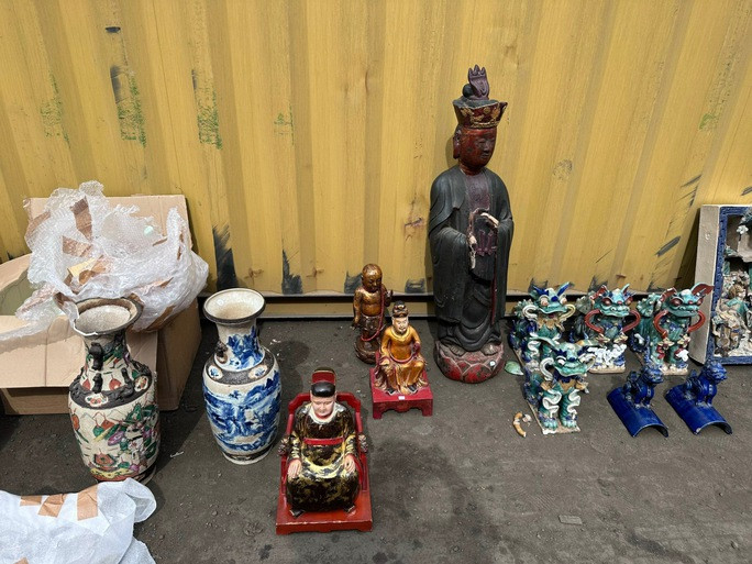 Lô hàng có 164 mục Lô hàng có 164 mục