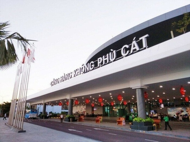 Cảng hàng không Phù Cát. Cảng hàng không Phù Cát.