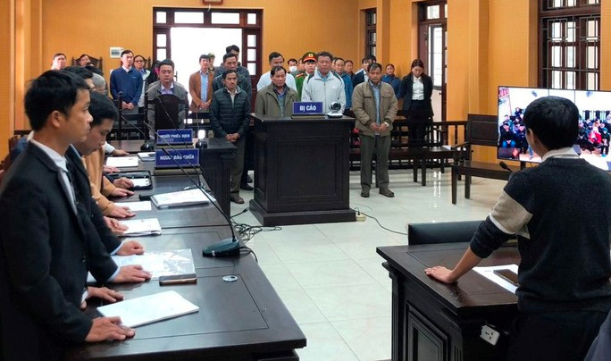 Các bị cáo tại phiên tòa Các bị cáo tại phiên tòa