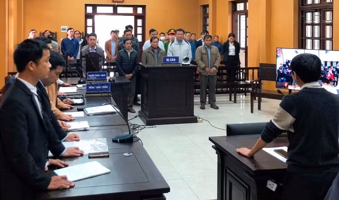  Các bị cáo tại phiên tòa