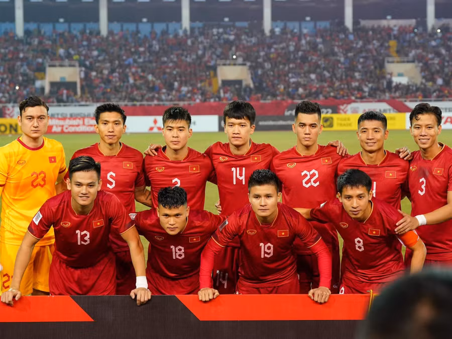 Tuyển Việt Nam được kỳ vọng chơi bùng nổ trên sân khách để mang niềm vui cho người hâm mộ. Ảnh: ĐỘC LẬP Tuyển Việt Nam được kỳ vọng chơi bùng nổ trên sân khách để mang niềm vui cho người hâm mộ. Ảnh: ĐỘC LẬP