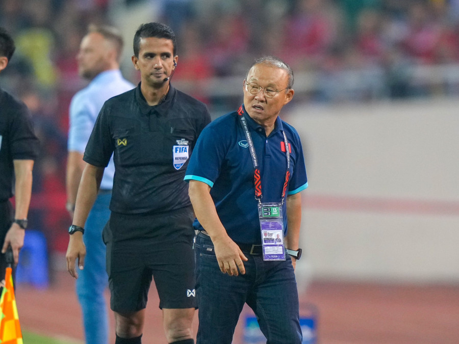 HLV Park Hang-seo phải đưa ra quyết định chuẩn xác. Ảnh: Độc Lập