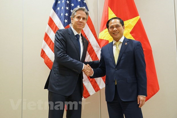 Bộ trưởng Ngoại giao Bùi Thanh Sơn và Ngoại trưởng Mỹ Antony Blinken. (Ảnh: Đỗ Sinh/Vietnam+)