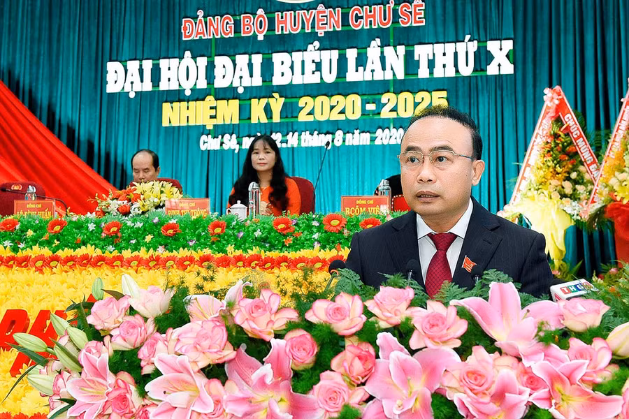 Ông Nguyễn Hồng Hà phát biểu khai mạc đại hội. Ảnh: Đức Thụy