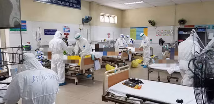 Khu điều trị bệnh nhân Covid-19 tại bệnh viện dã chiến Hòa Vang