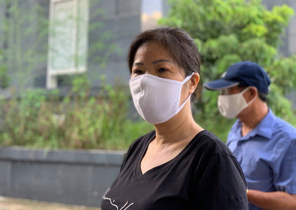 Bị cáo Nguyễn Bích Quy đến toà - Ảnh: DANH TRỌNG