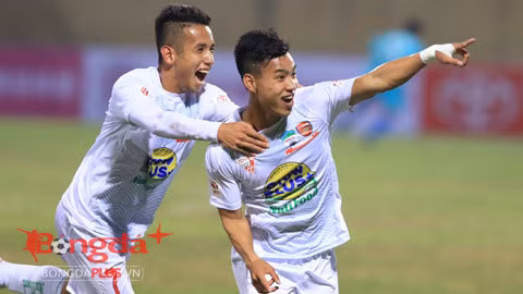 Hồng Duy và Văn Thanh đã đá đủ 11 trận tại V.League 2020. Ảnh: Bóng đá Plus.