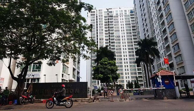 Chung cư nơi ông Bùi Quang Tín tử vong - ẢNH: TRÁC RIN Chung cư nơi ông Bùi Quang Tín tử vong - ẢNH: TRÁC RIN