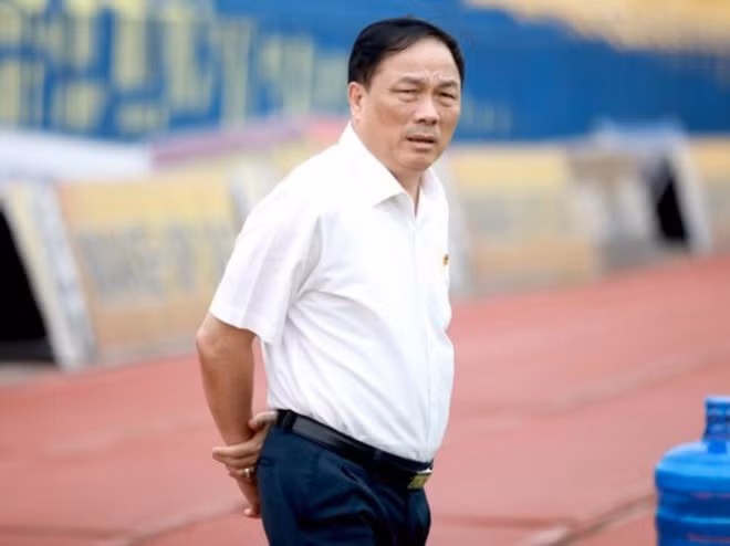 Bầu Đẹ muốn rút khỏi cuộc chơi ẢNH: VY KHÁNH