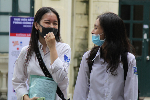 Thí sinh dự thi tốt nghiệp THPT đợt 1 tại Hà Nội - Ảnh: CHU HÀ LINH