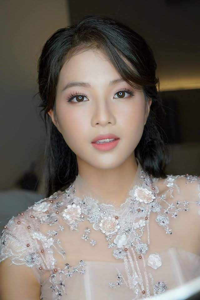 Đa phần vai diễn của Bích Ngọc đều toát lên vẻ đẹp trong sáng, thánh thiện. Ảnh: NV