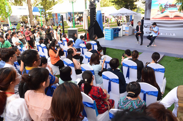 Doanh nghiệp lữ hành và khách hàng được khuyến khích cùng chia sẻ, thông cảm với nhau trong lúc này - Ảnh: QUANG ĐỊNH