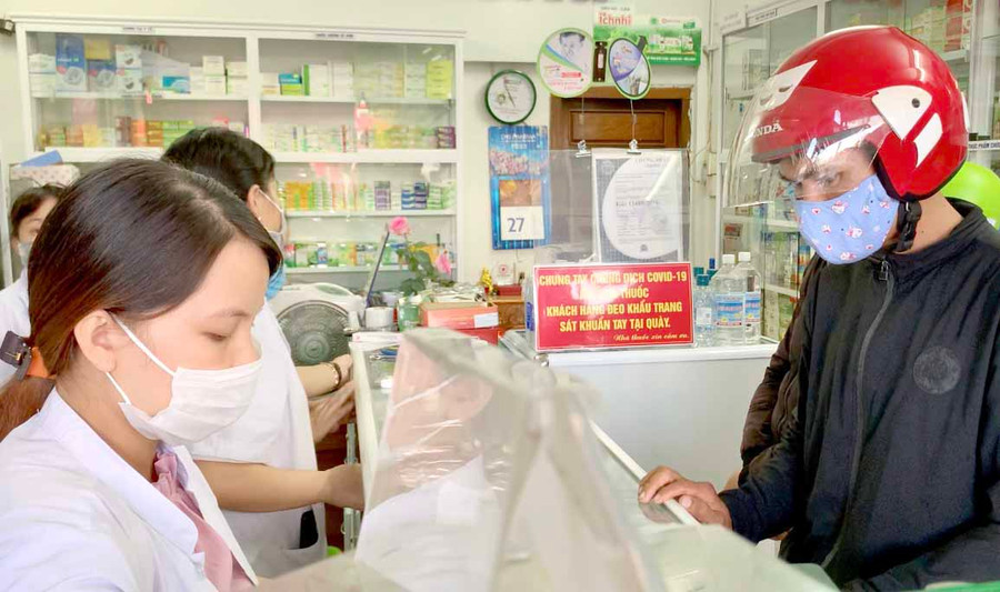 Các nhà thuốc nắm thông tin khách hàng. Ảnh: Như Nguyện 