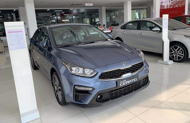 Cerato hiện là mẫu xe KIA bán chạy nhất Việt Nam với doanh số cộng dồn 7 tháng của năm 2020 đạt 4.815 xe