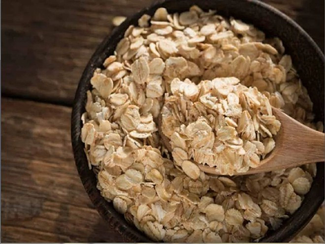 Yến mạch có thể giúp giảm nồng độ cholesterol xấu trong máu ẢNH MINH HỌA: SHUTTERSTOCK