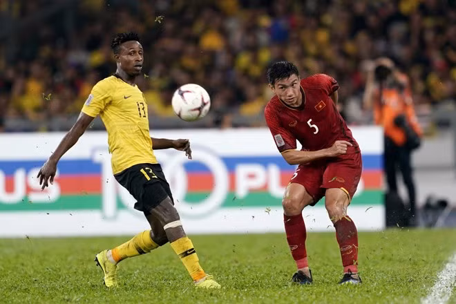 Trình độ của Văn Hậu vượt trội so với những cầu thủ Việt Nam khác cũng sinh năm 1999 ẢNH: ĐỘC LẬP