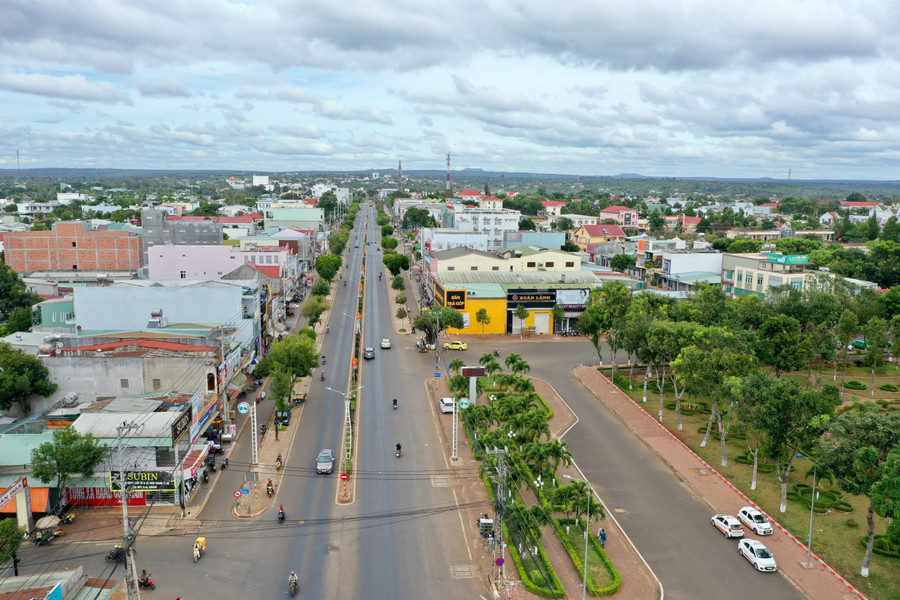 1. Chư Sê đã phát huy được các nguồn lực, tạo tiền đề cho kinh tế-xã hội phát triển, quốc phòng, an ninh đảm bảo, hệ thống chính trị ngày càng vững mạnh- Ảnh Trần Dung