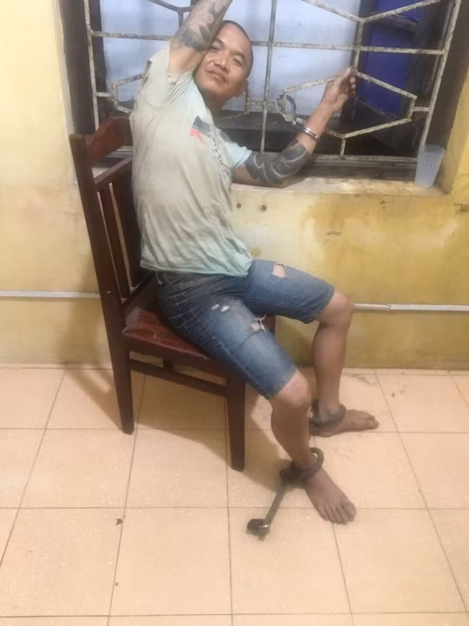  Bùi Đăng Cường tại cơ quan công an - Ảnh: Công an tỉnh Hưng Yên