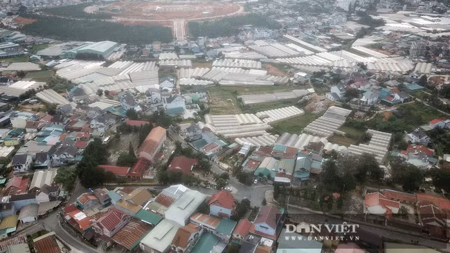 Một góc làng hoa Hà Đông (Đà Lạt) ngày nay nhìn từ trên cao.