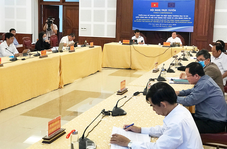 Quang cảnh Hội nghị trực tuyến toàn quốc triển khai Kế hoạch thực thi EVFTA đầu cầu Gia Lai. Ảnh: Hà Duy  Quang cảnh Hội nghị trực tuyến toàn quốc triển khai Kế hoạch thực thi EVFTA đầu cầu Gia Lai. Ảnh: Hà Duy