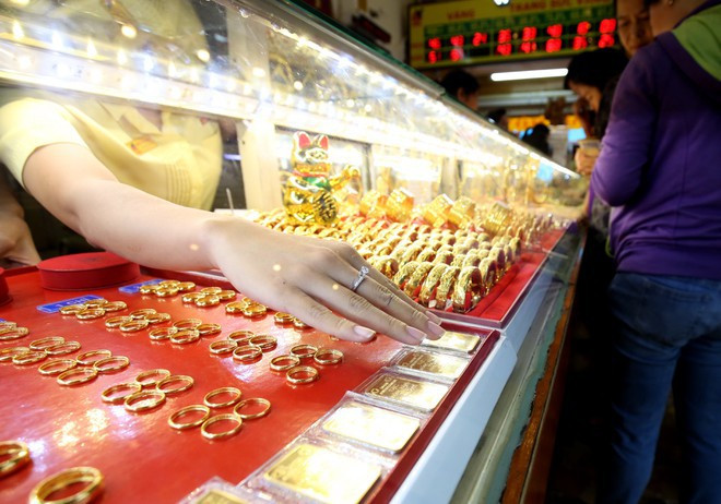  Giá vàng đã phá vỡ kỷ lục thế giới - Ảnh: Đ.Ngọc Thạch