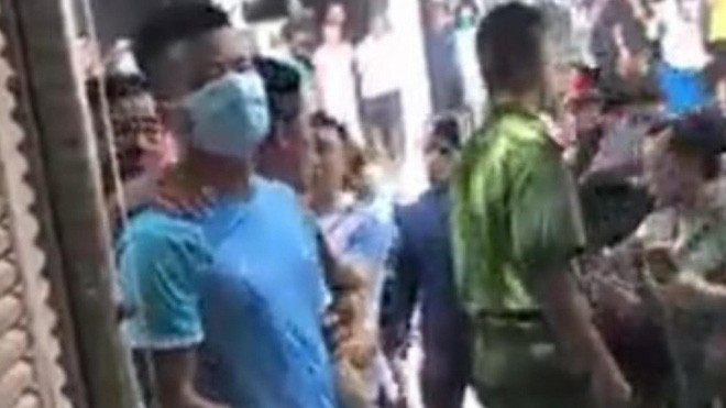  Nghi phạm đột nhập vào tiệm vàng.