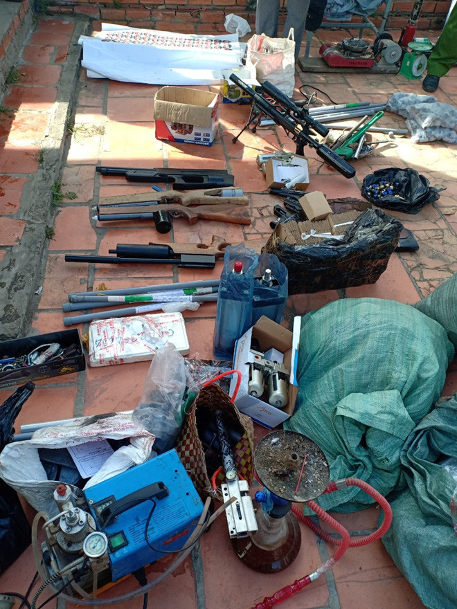 Tang vật được cơ quan công an thu giữ. Tang vật được cơ quan công an thu giữ.