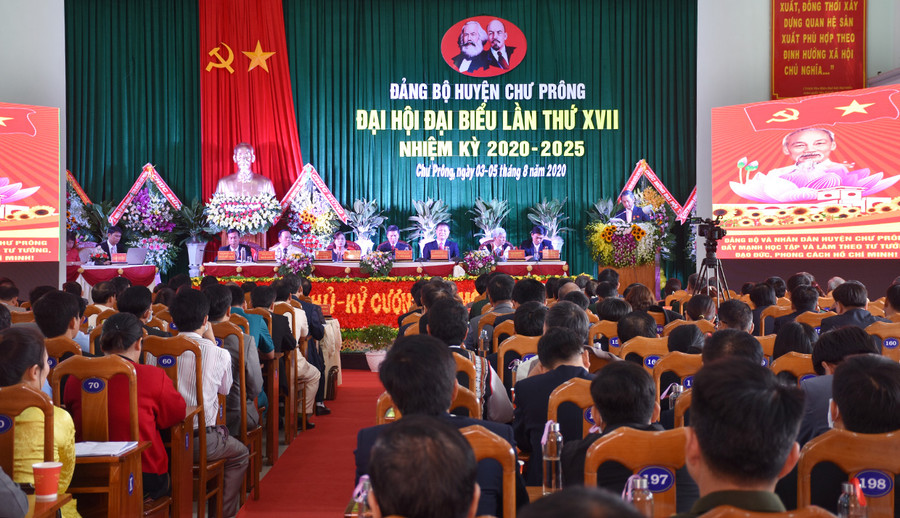 Quang cảnh Đại hội đại biểu lần thứ XVII (nhiệm kỳ 2020-2024) huyện Chư Prông. Ảnh: Hoàng Nam