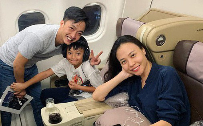 Đàm Thu Trang và con trai riêng của chồng có mối quan hệ thân thiết