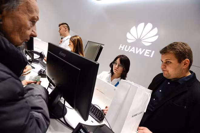 Huawei là công ty công nghệ Trung Quốc thành công nhất trên trường quốc tế ẢNH: REUTERS