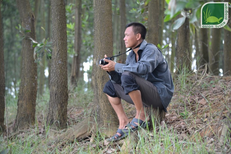 Anh Nguyễn Văn Trọng, cán bộ ATP vừa chụp được ảnh 2 cá thể rùa Hoàn Kiếm cùng xuất hiện. Nguồn: ATP Anh Nguyễn Văn Trọng, cán bộ ATP vừa chụp được ảnh 2 cá thể rùa Hoàn Kiếm cùng xuất hiện. Nguồn: ATP