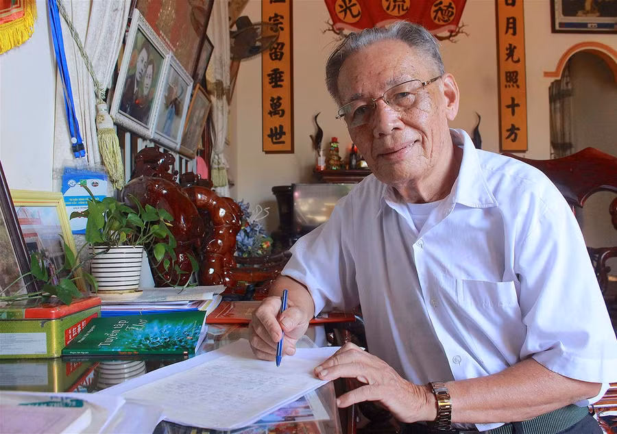  Theo ông Phạm Văn Nguyên, nền giáo dục của tỉnh ta trước giải phóng đã có bước phát triển đáng ghi nhận. Ảnh: M.T 