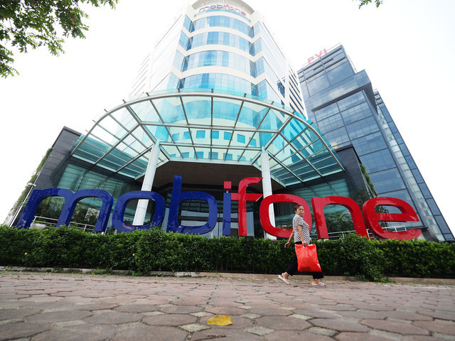 Theo chỉ đạo của Thủ tướng, trong năm nay MobiFone là một trong những doanh nghiệp phải thực hiện cổ phần hóa - Ảnh: Nguyễn Khánh/Tuổi trẻ Theo chỉ đạo của Thủ tướng, trong năm nay MobiFone là một trong những doanh nghiệp phải thực hiện cổ phần hóa - Ảnh: Nguyễn Khánh/Tuổi trẻ