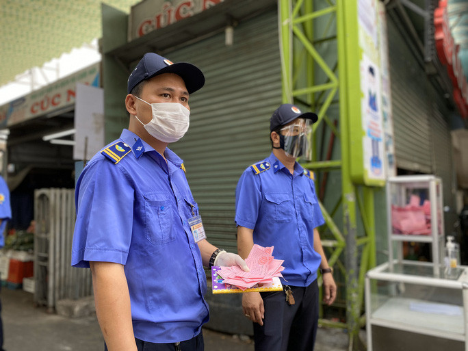 Các chợ không giải quyết cho trường hợp vào chợ khi không có phiếu đi chợ