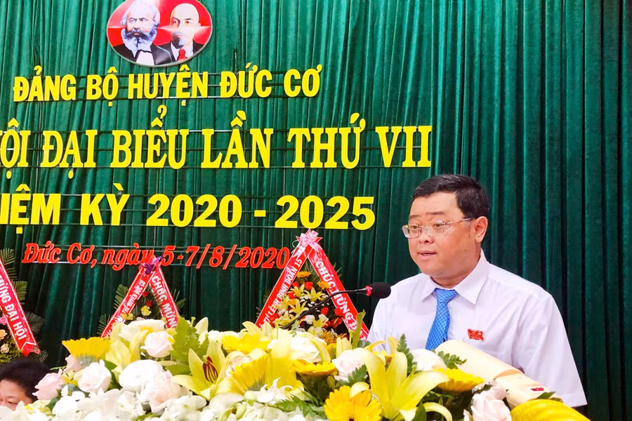 Đồng chí Phan Quang Thái tái đắc cử Bí thư Huyện ủy Đức Cơ nhiệm kỳ 2020-2025. Ảnh: Hoàng Nam 