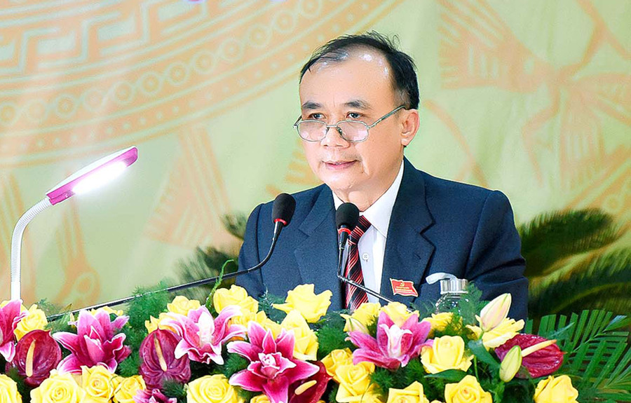 Ông Huỳnh Minh Thuận tái đắc cử Bí thư Huyện ủy Chư Pưh nhiệm kỳ 2020-2025. Ảnh: Đức Thụy Ông Huỳnh Minh Thuận tái đắc cử Bí thư Huyện ủy Chư Pưh nhiệm kỳ 2020-2025