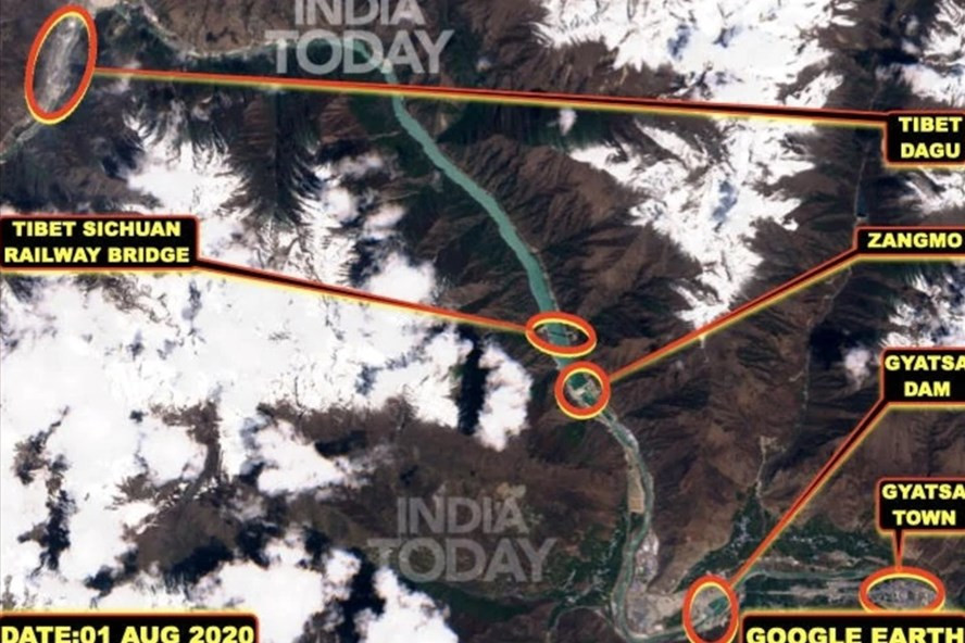 Ảnh vệ tinh ngày 1.8.2020 cho thấy đập Trung Quốc trên sông Brahmaputra. Ảnh: India Today