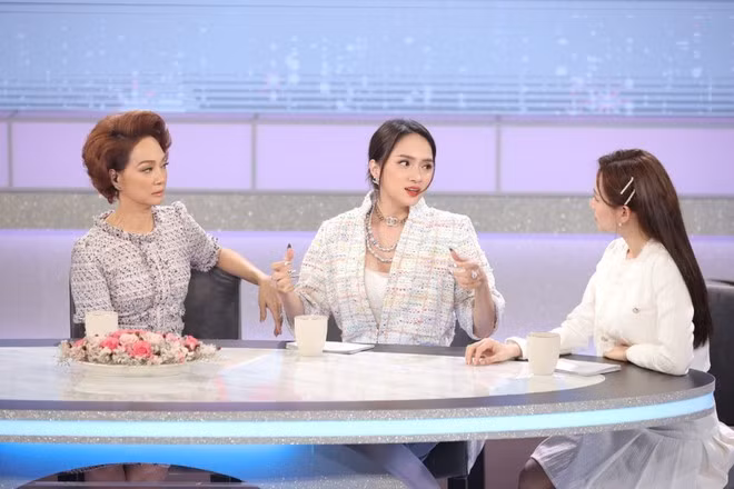 Hương Giang bức xúc trước một bộ phận khán giả thường xuyên 