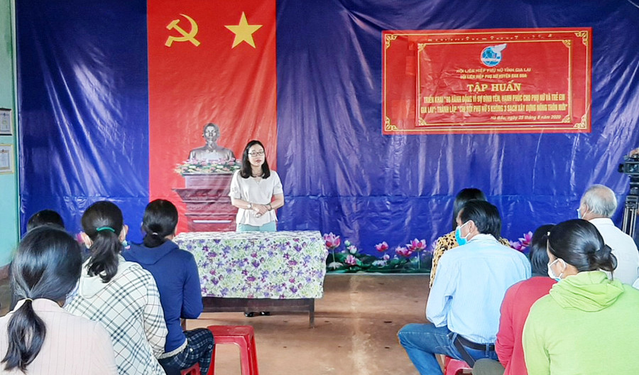 Quang cảnh buổi tập huấn. Ảnh: Nguyên Bình Quang cảnh buổi tập huấn. Ảnh: Nguyên Bình